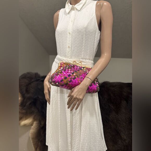 Unique Colorful Woven Cowhide Bowknot Shaped Kisslock Clutch/Wristlet/Crossbody - Picture 6 of 12